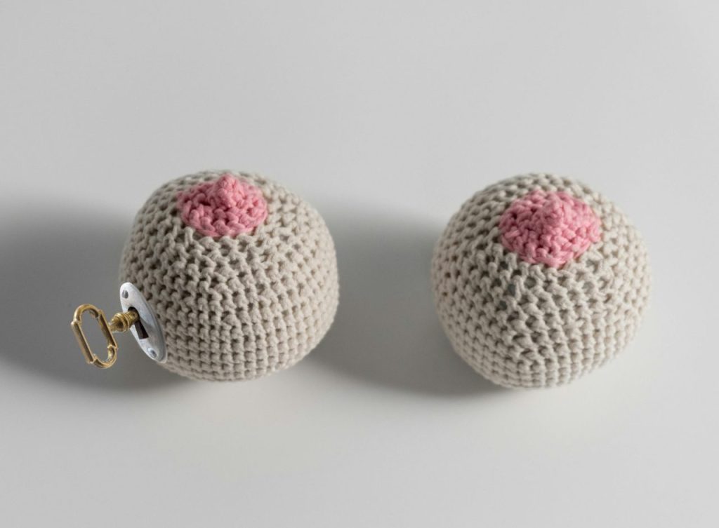 Keyhole Mastectomy : the Key to the Future?